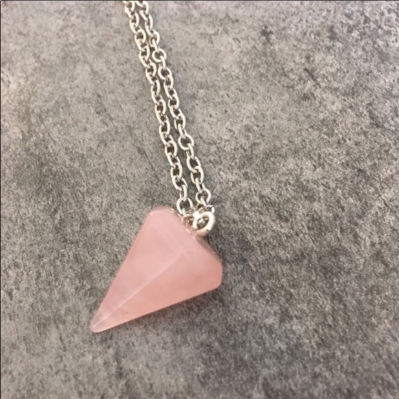 Natural Rose Quartz Silver Toned Alloy Necklace 💕 - Picture 3 of 7